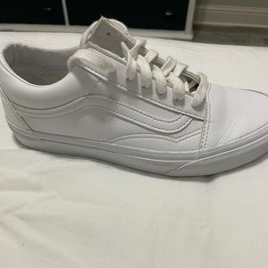 Era classic white leather vans